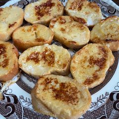 A picture of Easy French Toast.