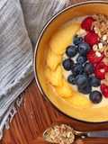 Smoothie con banana e pesca