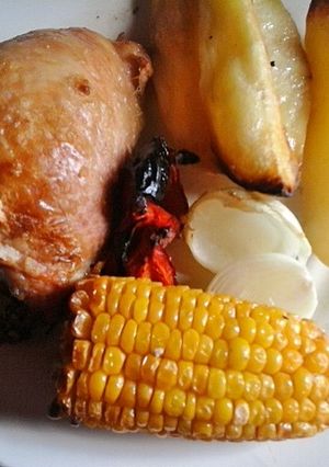 Una foto de Pollo y verduras (En parrilla de cocina)