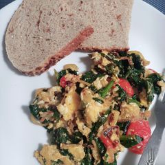 A picture of Persian-style Spinach Omelet (Nargesi).