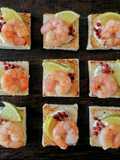 Tartine con mazzancolle e bergamotto