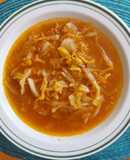 Sopa de col con chorizo