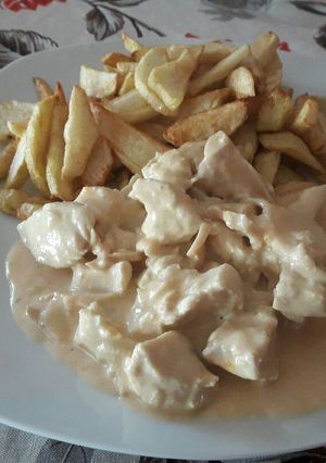 Una foto de Strogonoff de pollo