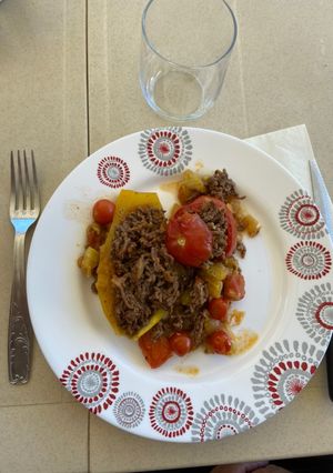 Une photo de Tomates et courgettes farcies à la poêle
