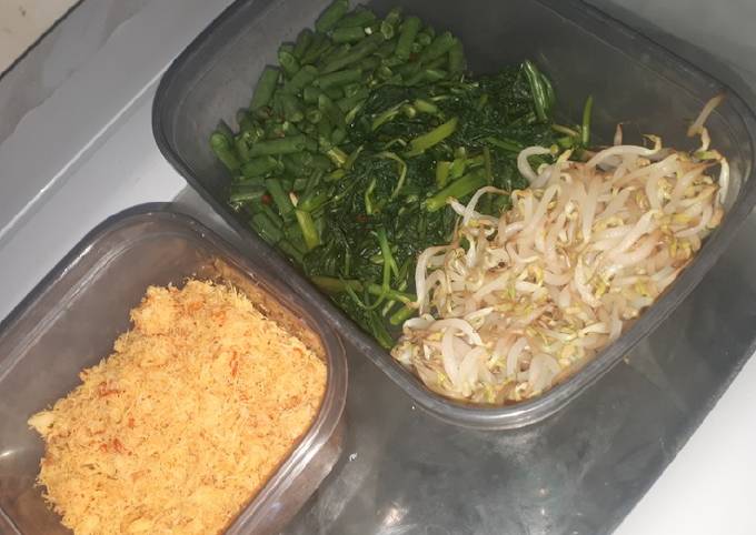 Ini dia! Resep mudah bikin Urap - Urap Sayur  sedap