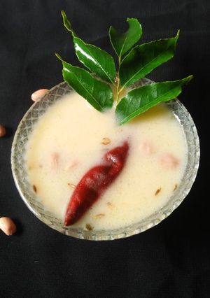 કઢી (kadhi Recipe in Gujarati) રેસીપી મુખ્ય ફોટો