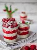 Himbeer- Quark- Dessert im Glas