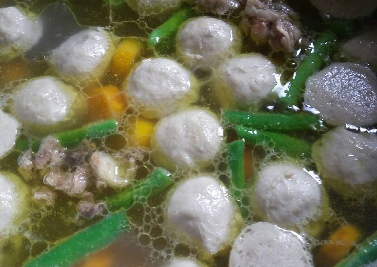 Cara Membuat Sup bakso ayam, Enak