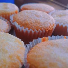 A picture of Vanilla cake without butter.