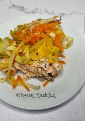 Foto di Salmone in cartoccio con Zucca Butternut, porro e timo