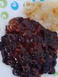 Frijoles arreglados con pellejo de cerdo