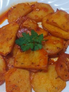 Una foto de Patatas aliñadas