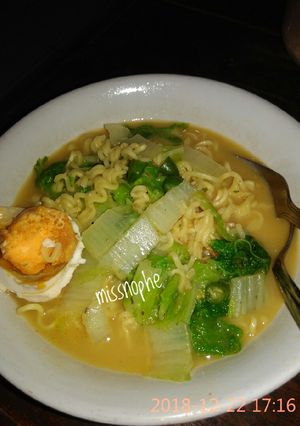 Foto resep Indomie kuah telor asin
