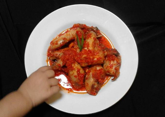 Ayam goreng balado