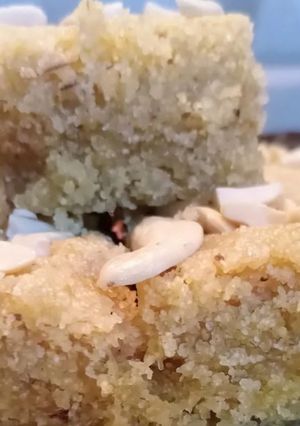 A picture of Instant Coconut Burfi.