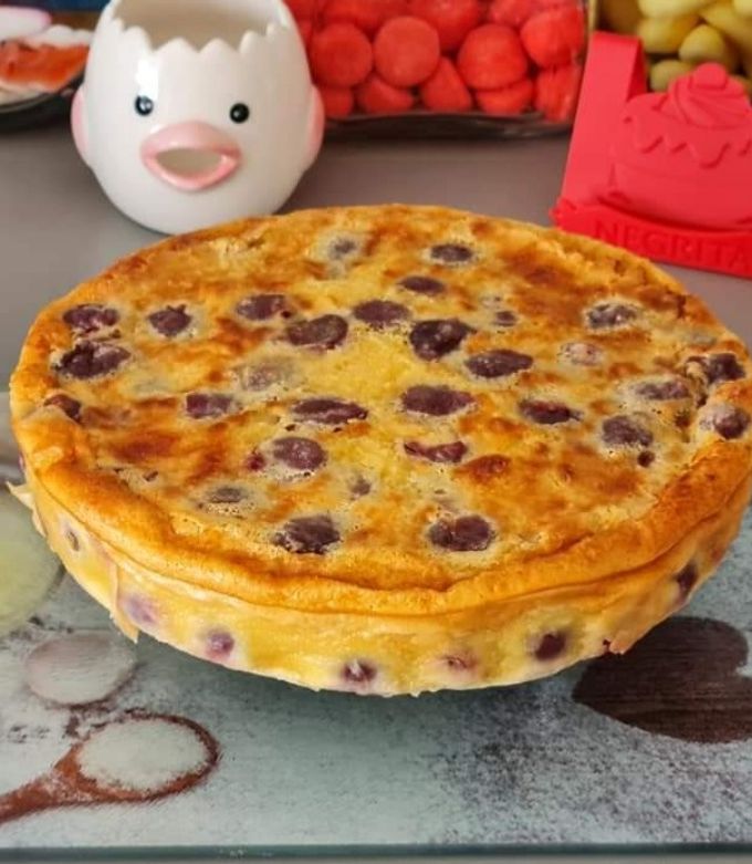 Une photo de Gâteau fromage blanc et framboises. 🤤😋