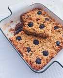 Crumble de peras y arándanos