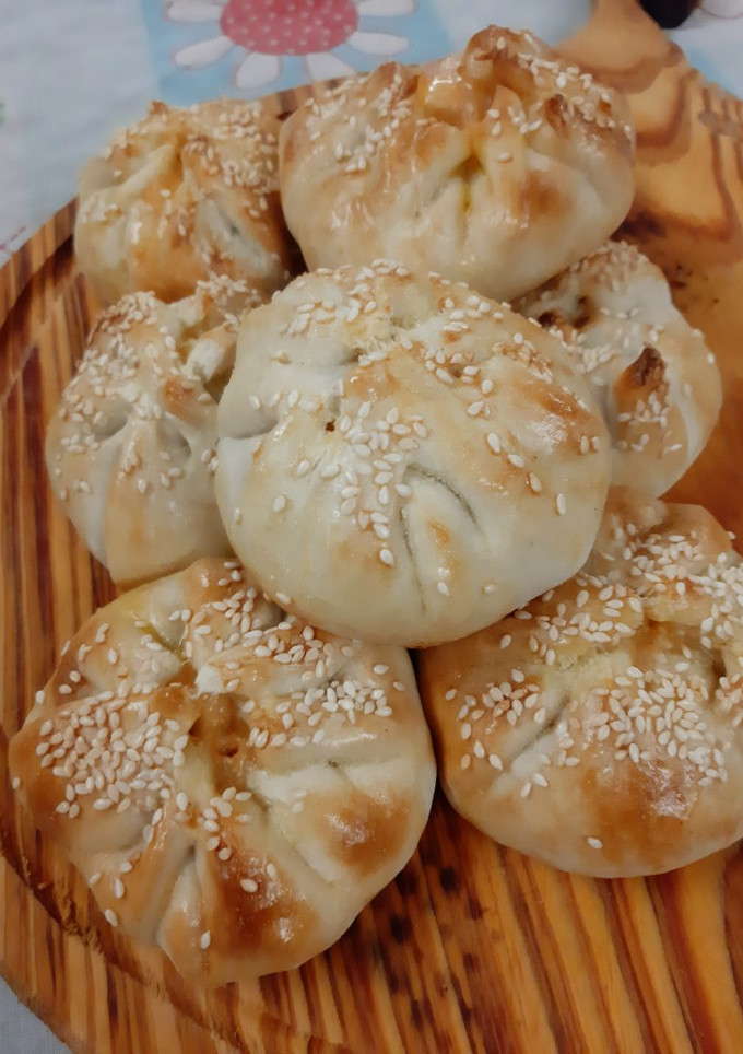 Una foto de Empanadas de pollo diferentes (con masa casera)