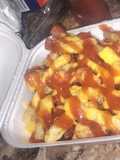 Salchipapas caseras pulpos