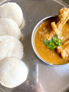 A picture of Village style chicken gravy.