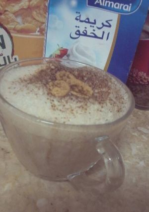 صورة لوصفة آيس لاتيه بكريمة الخفق سهل ولذيذ