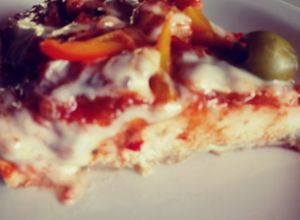 Una foto de Pollo deshuesado a la pizza!
