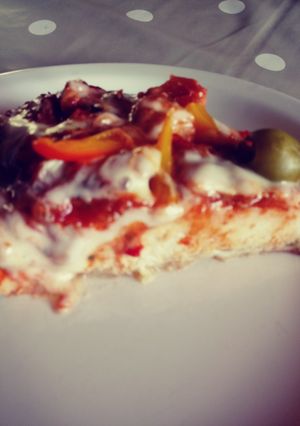 Una foto de Pollo deshuesado a la pizza!