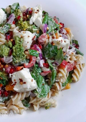 A picture of Healthy Pasta Mayo Salad with Veggies and Feta Cheese.