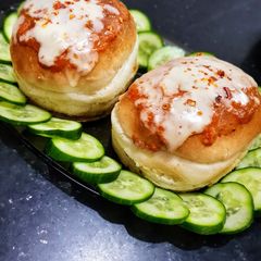 A picture of Pizza Burger🍔.