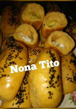 صورة لوصفة بوريك بالجبنه و الصلصه و الزيتون