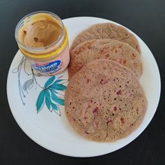 A picture of Almond flour, strawberry pan cake.