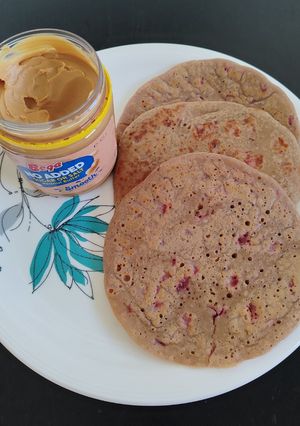 A picture of Almond flour, strawberry pan cake.