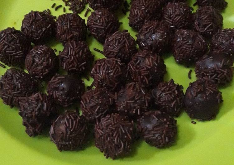 Bola coklat marie
