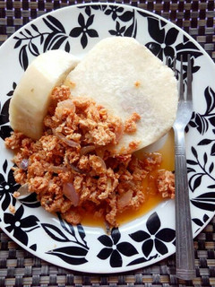 A picture of Boiled yam and egg sauce.