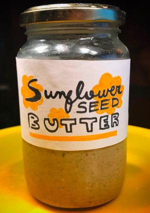 Una foto de Mantequilla de Girasol Dulce, cremosa y saludable