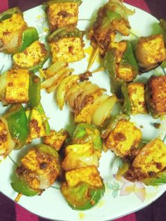 पनीर टिक्का (paneer tikka recipe in Hindi) रेसिपी मुख्य फोटो