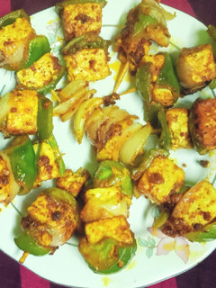 पनीर टिक्का (paneer tikka recipe in Hindi) रेसिपी मुख्य फोटो