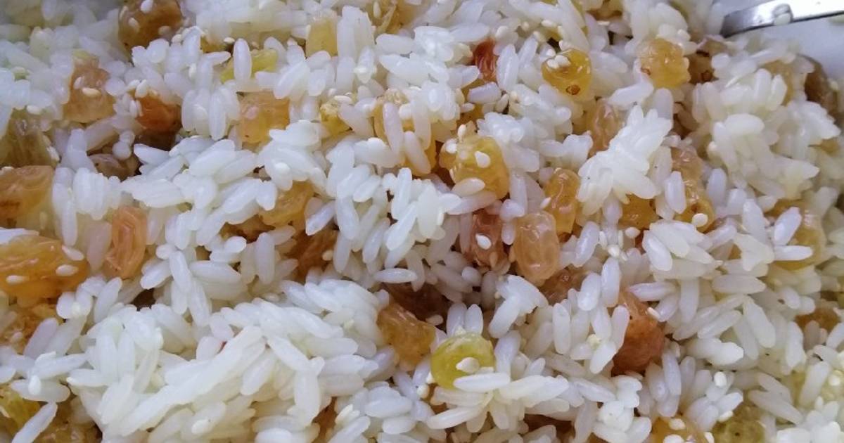 Как называется рис с изюмом на поминках