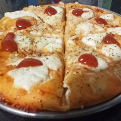 A picture of Margarita pizza.
