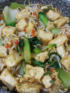 Foto resep Tumis tahu pokcoy & toge