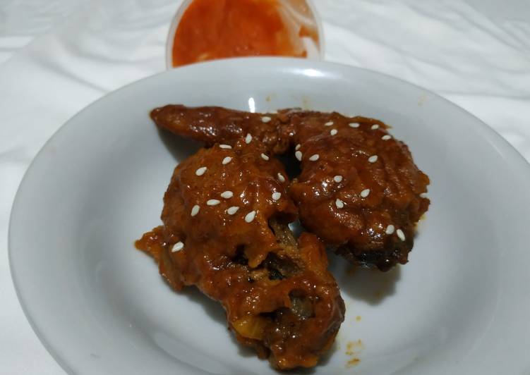 Spicy Chicken Wings Cheese Sauce