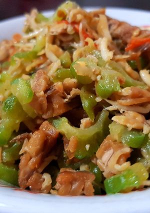Foto resep Tumis Pare Tempe Pedas