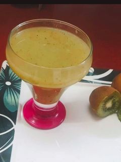 कीवी जूस (Kiwi juice recipe in Hindi) रेसिपी मुख्य फोटो