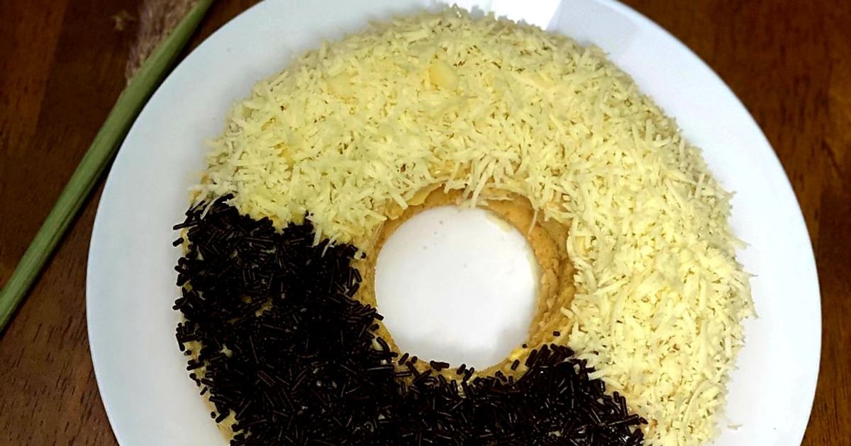 Bolu Kukus Keju Toping Coklat Keju