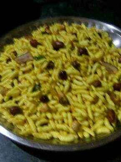 मुरमुरा चिवडा (Murmura chivda recipe in Hindi) रेसिपी मुख्य फोटो