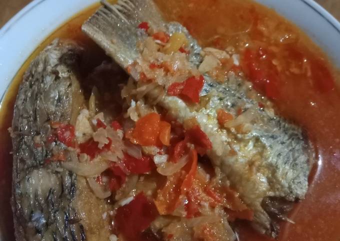 Ikan masak bumbu merah
