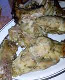 Кролик тушеный с яблоками и луком