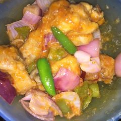 A picture of Chinese Style Tomato Red Pepper Chicken.