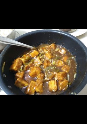 A picture of Tofu chilli.