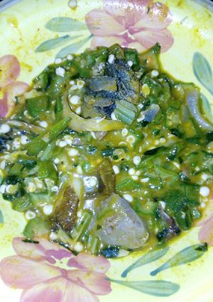 A picture of Okro soup with little palm oil.